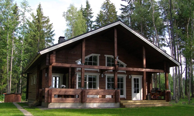 Hattula Cottage | Log Cottages By The Large Lake