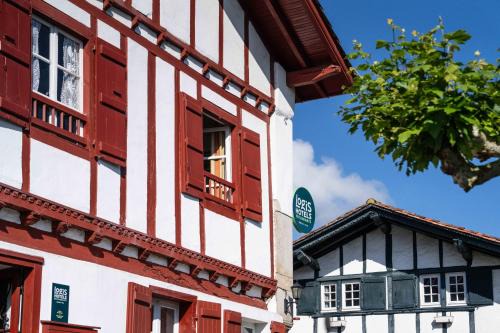Sare Hotel | Logis Hôtel Baratxartea