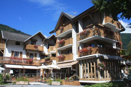 Samoens Hotel | Logis Hotel Gai Soleil