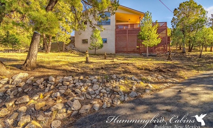 Ruidoso House | Longhorn Vista: 'Feels Like You Can Touch Sierra Blanca'