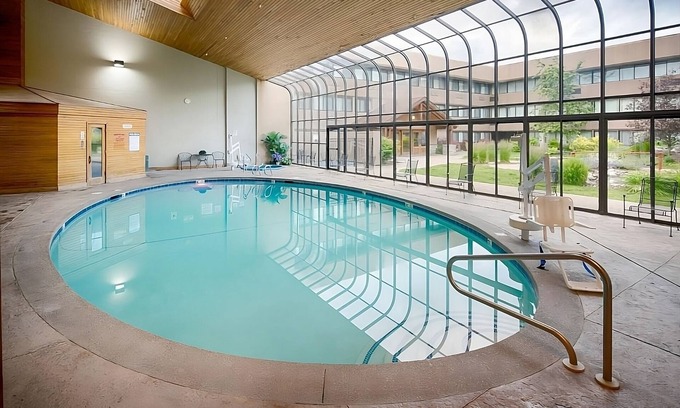 Kalispell Hotel | Look No Further! Free Parking, Pets are Welcome, Minutes from Kidsports Park!