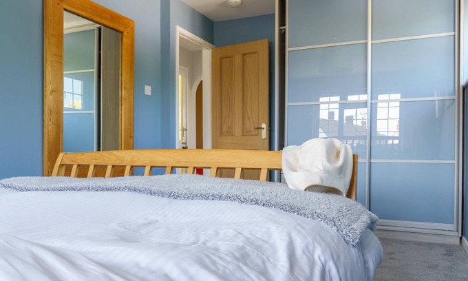 New Forest District Apartment | 'Lookout' - spacious & charming apartment by the New Forest