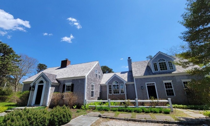 North Chatham House | Lovely 3 BR Home in Harbor Coves, North Chatham.Peaceful Setting!