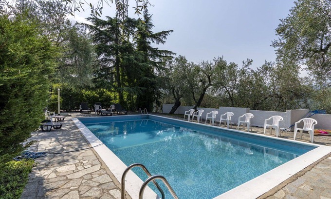 Gazzelli Apartment | Lovely apartment for 4 guests with pool, WIFI, pets allowed, panoramic view and parking