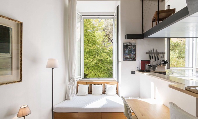 San Lorenzo Apartment | Lovely apartment for 3 people with WIFI, TV and parking