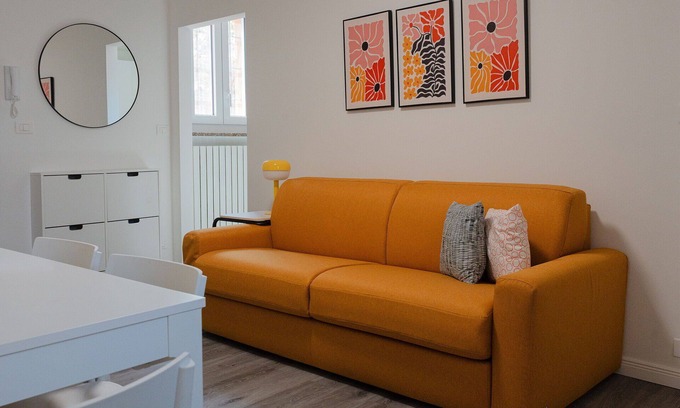 Pavia Apartment | Lovely apartment for 4 people with A/C, WIFI and TV
