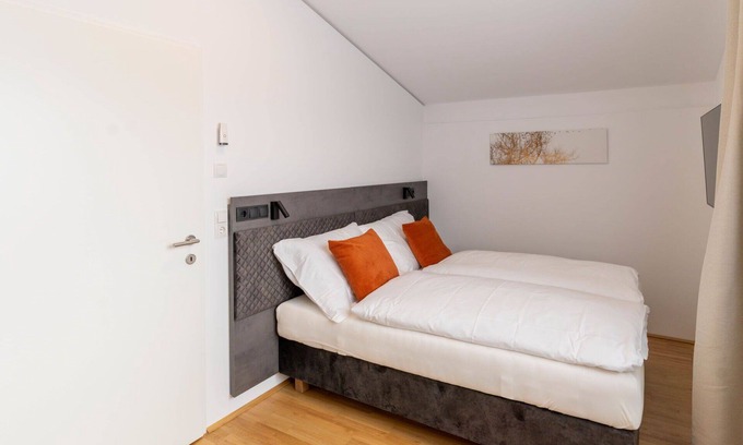 Mieming Apartment | Lovely apartment for 6 people with WIFI, TV and patio