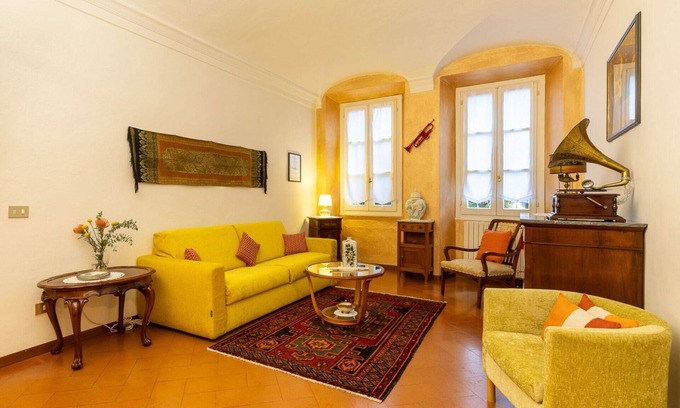 Borgo Ticino Apartment | Lovely apartment for 7 guests with WIFI, TV and patio