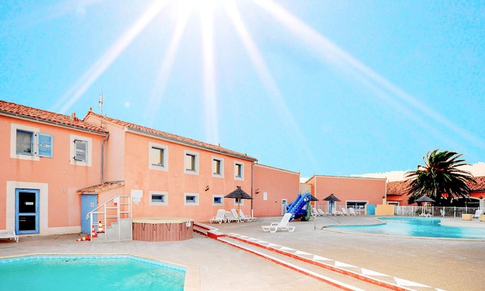 Le Barcares House | Lovely home in Le Barcarès with sauna