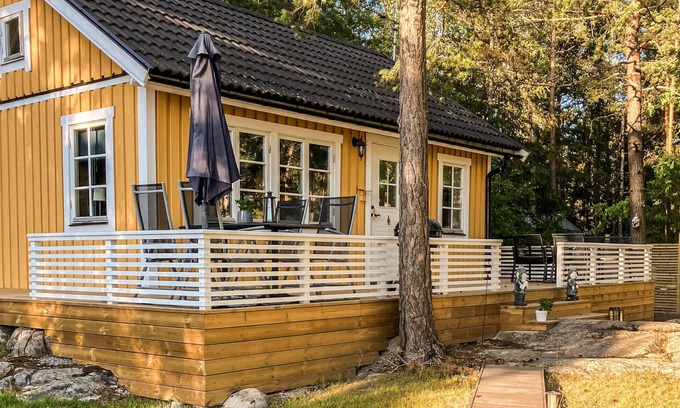 Storgardet-Tallasen-Tostero House | Lovely home in Strängnäs with kitchen