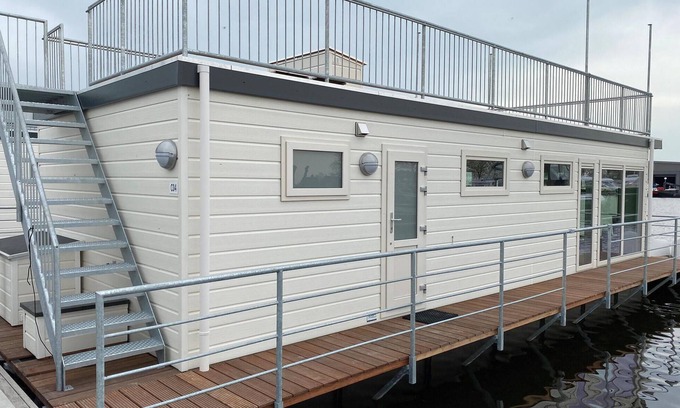 Municipality of Aalsmeer Boat Rental | Lovely ship in Aalsmeer with lake view