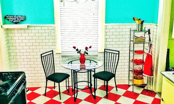 McDonough House | Lovers'/ Writer's/ Saints Fan's Paradise