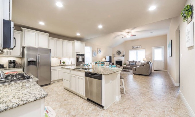 Rosenberg House | Loving Stella on Sterling Shores