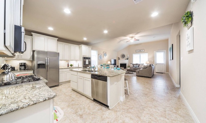 Rosenberg House | Loving Stella on Sterling Shores #41010