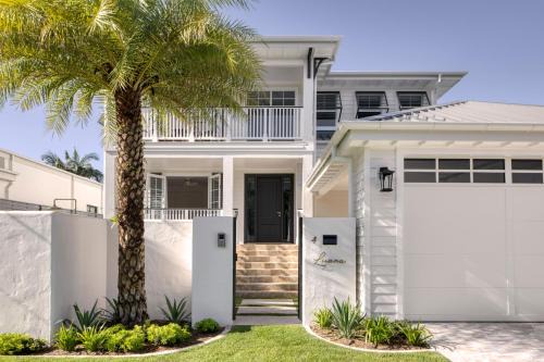 Burleigh Heads House | Luana