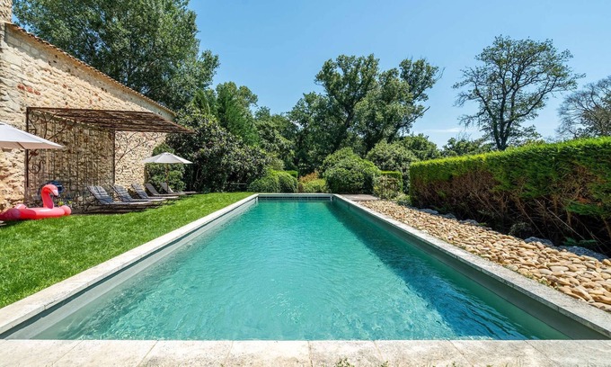 Goult House | Luberon – A magnificent character property – Sleeps 19