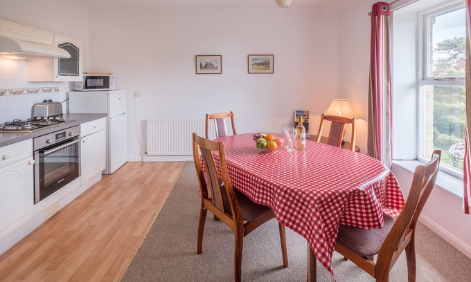 Shanklin Apartment | Luccombe Villa Holiday Apartments - Luccombe View apartment