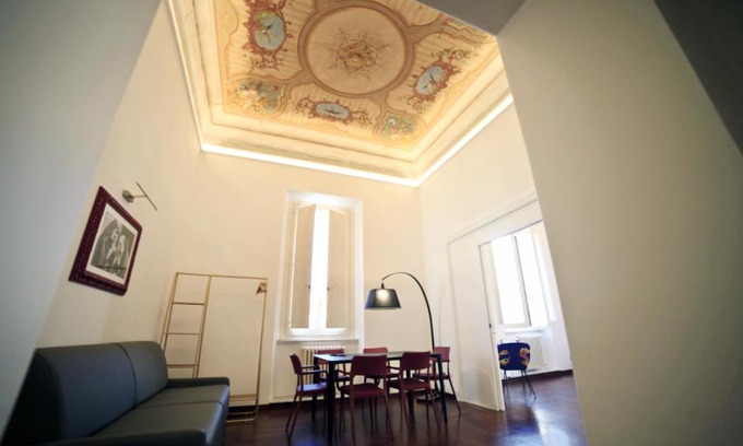 Repubblica Apartment | LUCIANO MONTI APARTMENT