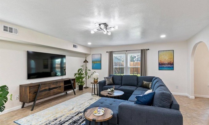 MacGregor House | LUCKY House - Tranquility in the Middle of Houston