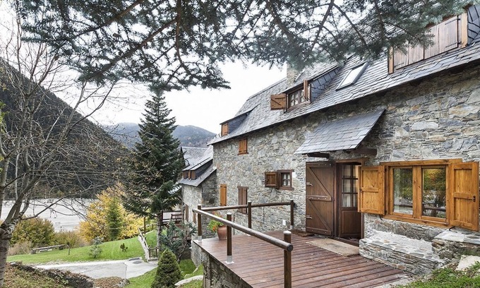 Baqueira House | Luderna - Casa con terraza Cuylas
