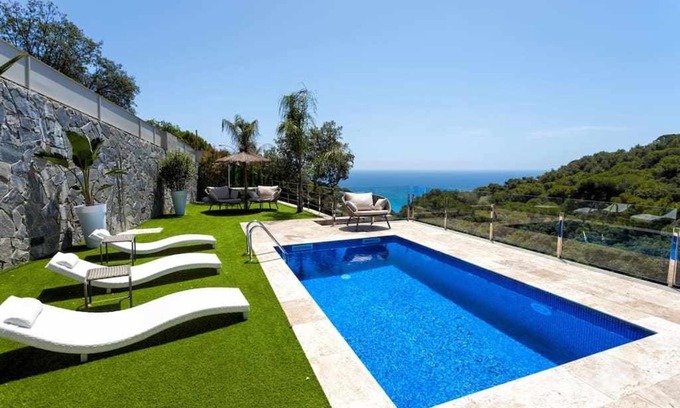 Tossa de Mar Villa | Lujo con piscina climatizada,jacuzzi,playa privada