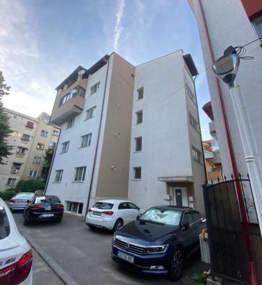 Craiova Apartment | Luka Central Apartment