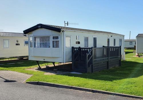 Selsey Apartment | Luke's Hideaway at Seal Bay Resort