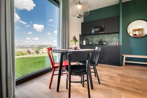 Ryn Apartment | Luksusowy apartament Ryn Mazury Widok na Jezioro, Gorąca BALIA
