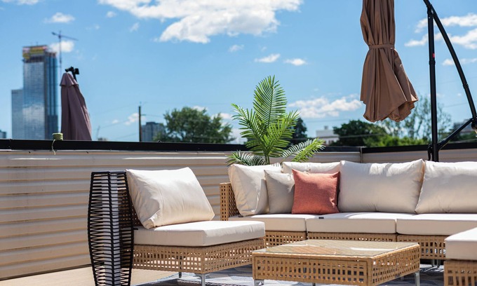 The Heights House | LUX 3BR 2Bath Gem with FREE Parking & Private Rooftop Minutes to NYC!