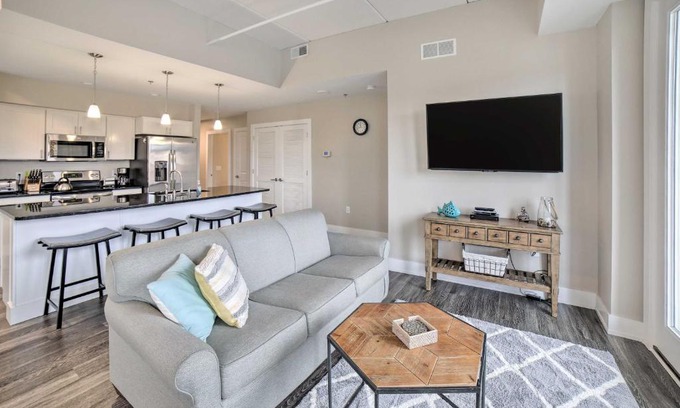 Manistee Apartment | Luxe Manistee Condo with Balcony and River Views!