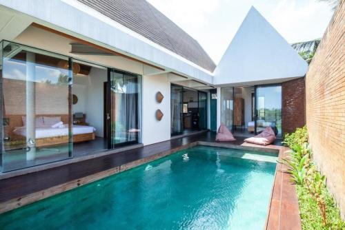 Lodtunduh Villa | Luxurious 2BR Villa with Private Pool & Rice Field Views in Ubud