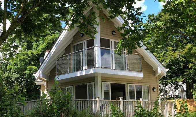 St Austell House | Luxurious 4 Bedroom New England Style Villa - Trewhiddle Villa 19
