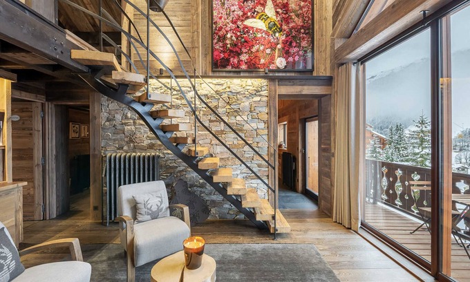Meribel Centre Apartment | Luxurious 5-bedroom duplex near slopes