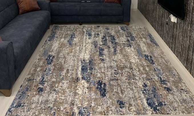 Yenisehir Apartment | Luxurious apartment in a beautiful, rural area with views of a historic castle..