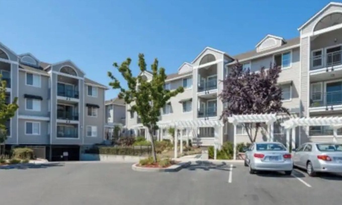 Duveneck - St. Francis Apartment | Luxurious Apt 10 mins - Stanford Uni/PA downtown