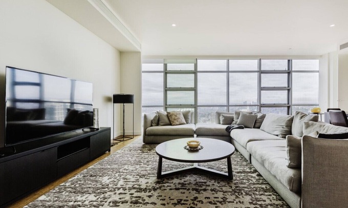 Southbank Apartment | Luxurious Enormous 5brm Penthouse