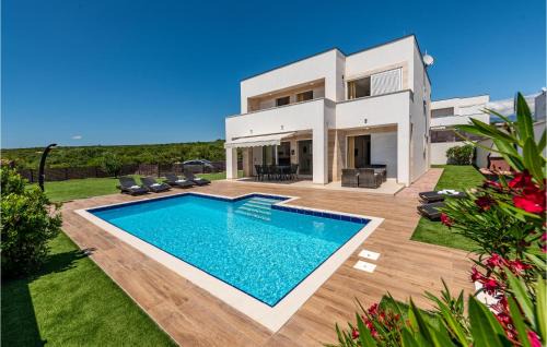 Kolanjski Gajac House | Luxurious Home In Novalja