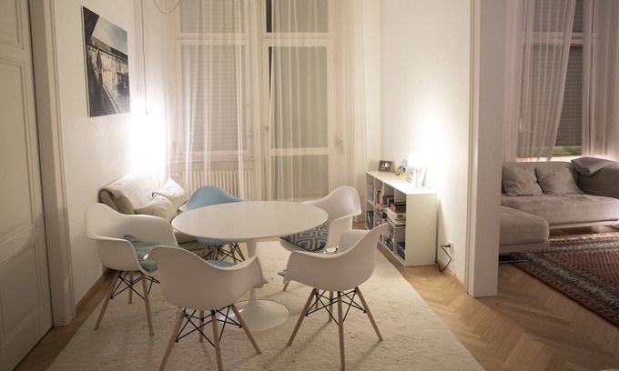 Wiehre Apartment | Luxurious old apartment in Freiburg's best location 160sqm