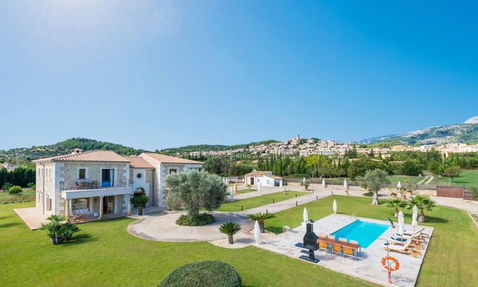 Selva Villa | Luxurious property with pool – Villa Ses Rentadores