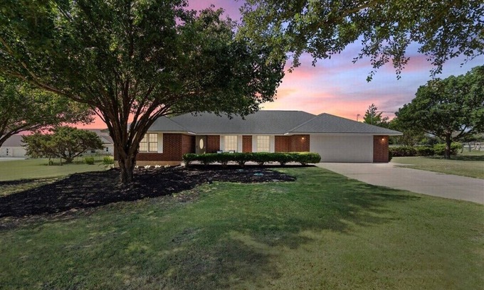 Round Rock House | Luxurious Ranch at the heart of Round Rock