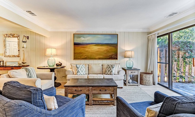 Fernandina Beach Villa | Luxurious Resort Villa with Lake Views, Short Stroll to Beach!