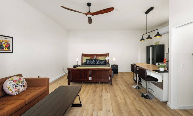 Orange Apartment | Luxurious, Spacious, Private studio in Great location!