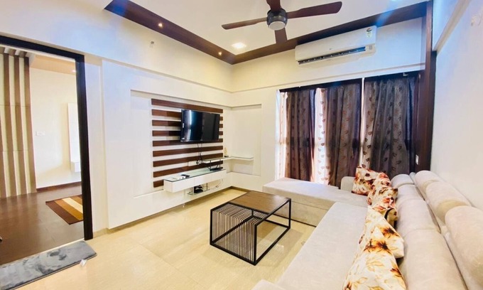 Kadadhe Apartment | Luxury 22nd-Floor Studio with Golf, River & Skyline Views in Pune