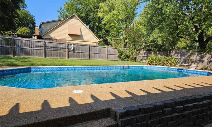 Cordova House | Luxury 5-Bedroom Retreat with Private Pool - Upscale Getaway with King Beds.