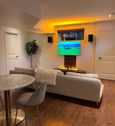 Chambly Apartment | Luxury and cozy 1BR Retreat