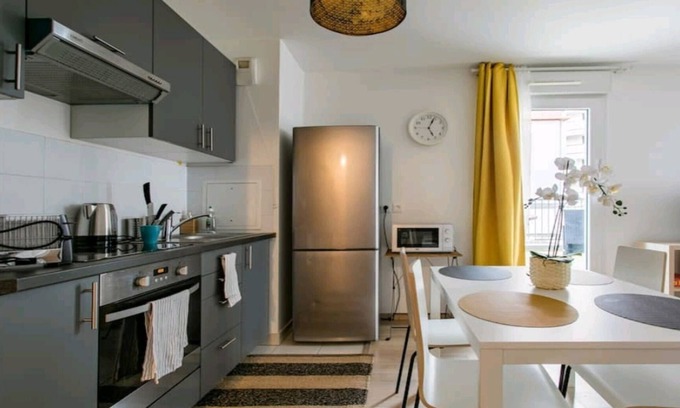 Bois-Colombes Apartment | Luxury Apartment near Paris with secured Parking