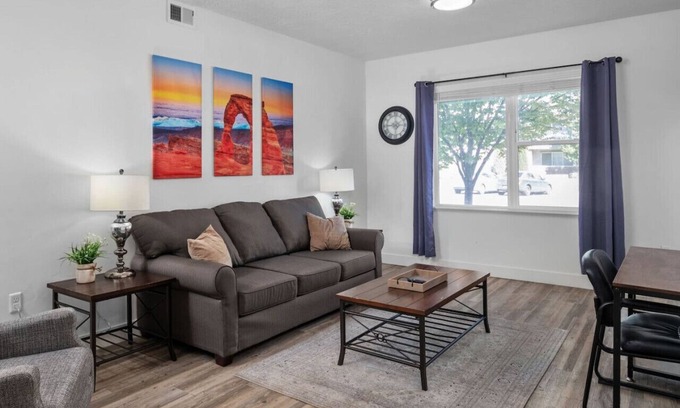 Sunset Heights Apartment | Luxury Apt Next to UVU