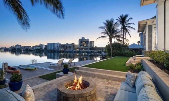 Vanderbilt Beach House | Luxury Bayfront Retreat – 2-Min Walk to Private Vanderbilt Beach Access