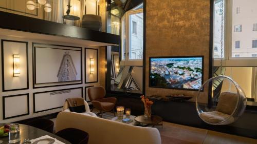 Rione IV Campo Marzio Apartment | Luxury Borghese Loft