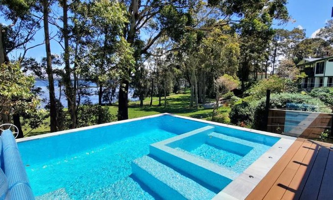 Sanctuary Point House | Luxury by the Basin